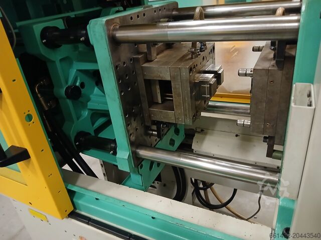 Stroj za brizganje Arburg 320C 600-250