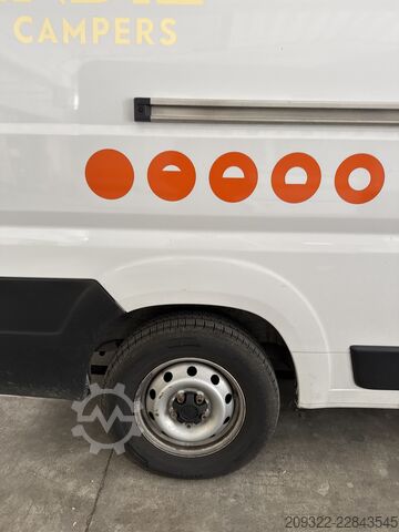 Fiat Ducato Weinsberg Carabus 2023 | Manuale | Tetto a soffietto