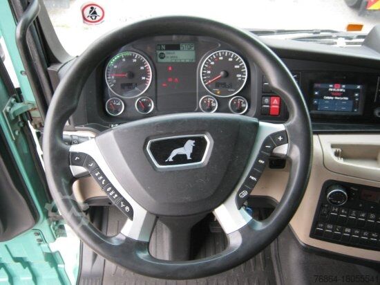 Стандартен влекач MAN TGX 18.500 XXL INTARDER EURO 6 MOTORSCHADEN