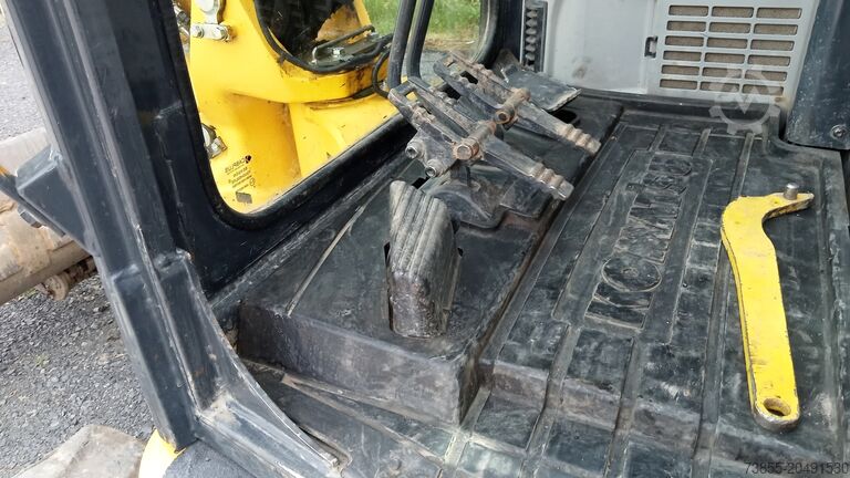 Mini Excavator < 7t Komatsu PC55MR-5E0 with 3 buckets