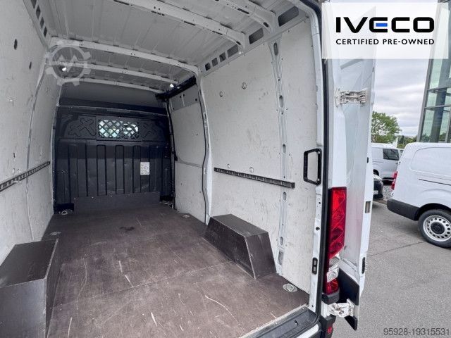 Umpikorja-auto IVECO 35S12V, Klima, Laderaum 3,13m