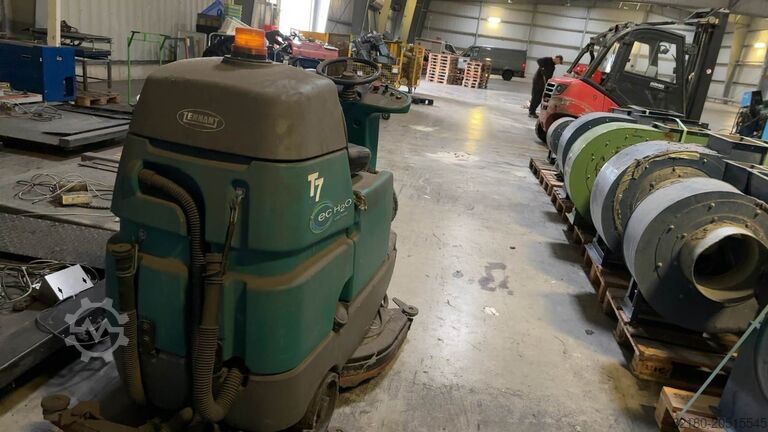 Scrubber drier Tennant T7 ECH20