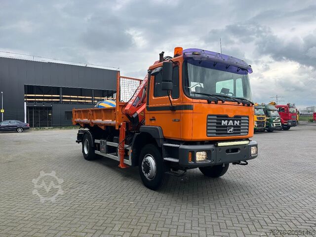 3-zijdige kipper MAN 18.284 4x4 3 zijdige kipper/ Kraan
