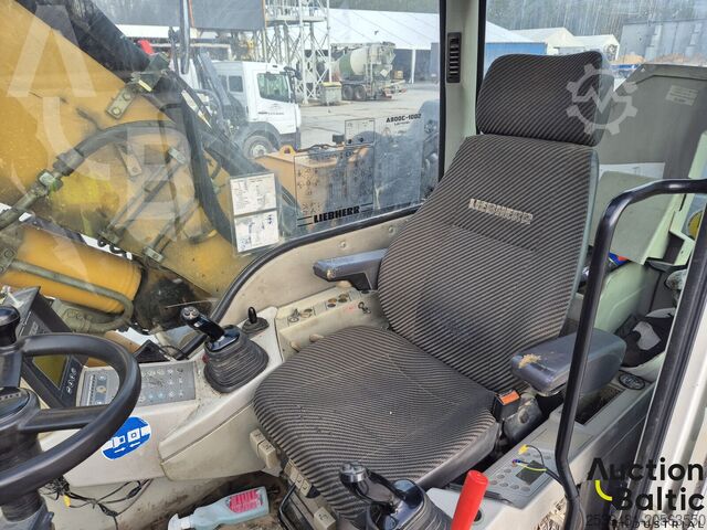 Wheel excavator Liebherr A 900 C Litronic