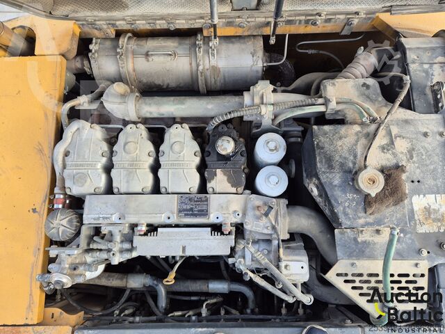 Wheel excavator Liebherr A 900 C Litronic