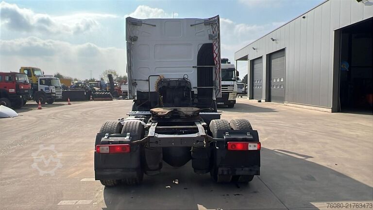 Tracteur standard Renault Premium 440 DXI (MANUAL GEARBOX / BOITE MANUELLE)