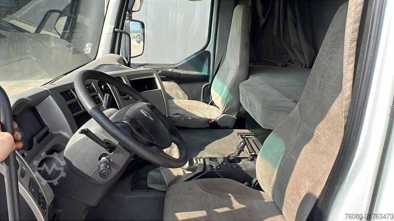 Tracteur standard Renault Premium 440 DXI (MANUAL GEARBOX / BOITE MANUELLE)