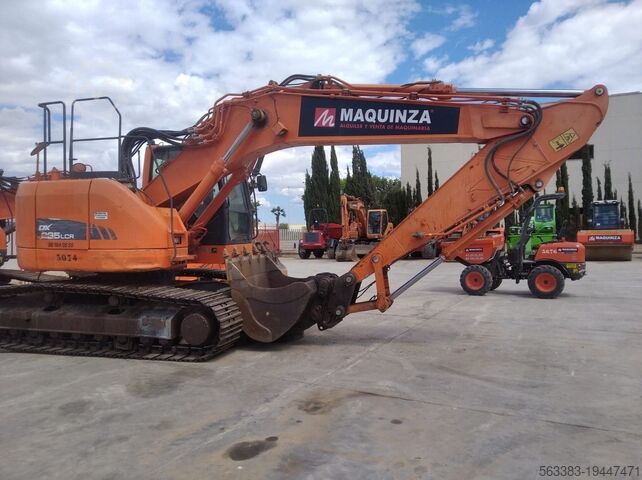 Máy xúc bánh xích Doosan DX235LCR