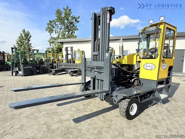Wózek widłowy czterokierunkowy Combilift C5000XL GAS TRIPLEX 6000 EXTENDABLE FORK
