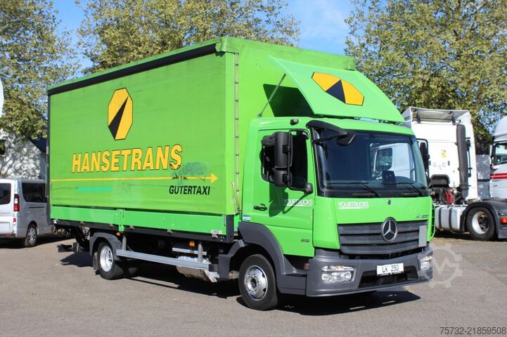 Gardinsidad skåpbil Mercedes-Benz Atego 1221 E6  Schiebeplane 6,12m LBW ACC Klima