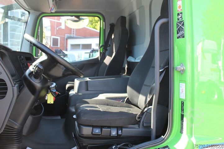 Gardinsidad skåpbil Mercedes-Benz Atego 1221 E6  Schiebeplane 6,12m LBW ACC Klima