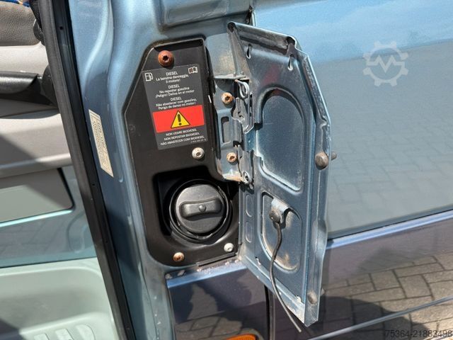 Λεωφορείο τουρισμού VOLKSWAGEN Crafter 2.5 Tdi 120 Reisebus 20 Sitze Dachklima