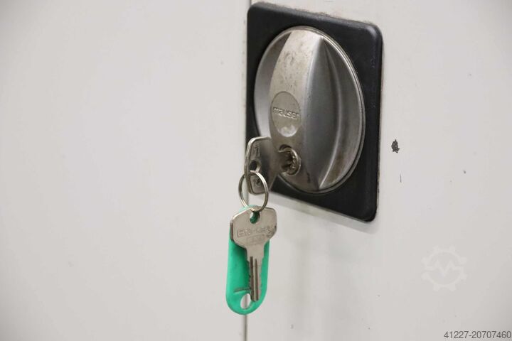 Tool cabinet unbekannt 945/460/H1950 mm