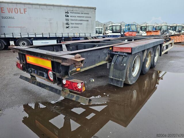 Transport de conteneurs VAN HOOL 94/3067. flat container chassis all connections...