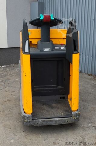 Transpallet elettrici Jungheinrich ERE225 1400mm/ 465ah/ 4pc in stock