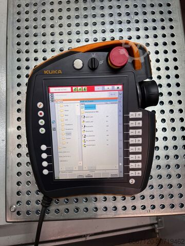 Presse plieuse avec robot de manutention BYSTRONIC + KUKA Xpert 40/1030 + KR10R 1100 sixx