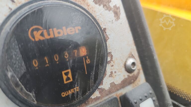 Teleskoopkäsiraudtee JCB 535-140 with forks and loading bucket