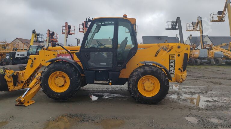 Teleskoopkäsiraudtee JCB 535-140 with forks and loading bucket