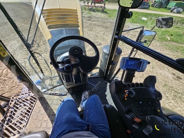 Trator Challenger MT 755 E