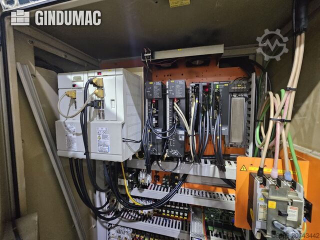 Горизонтальный токарный станок DOOSAN PUMA 300 C