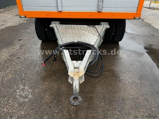 Hestetransporttrailer MENKE-JANZEN 1.Stock Viehanhänger