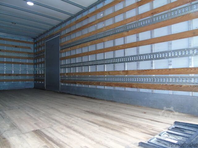 Maleta Volvo FL 12.240 + LIFT + EURO 5