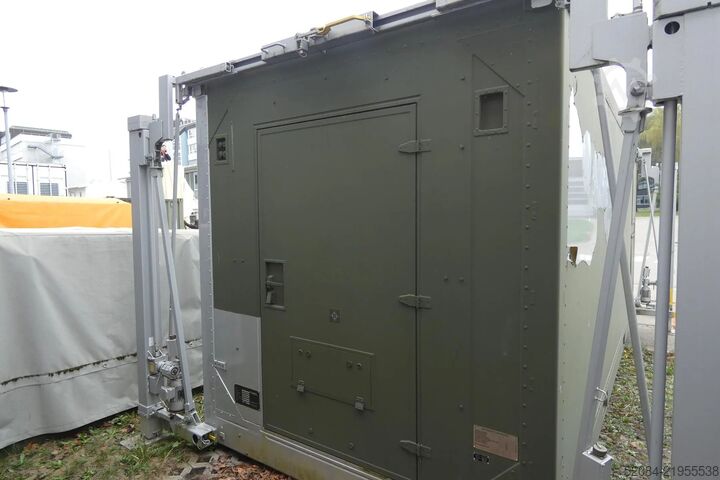 Commandopost-shelter in 20-voets container  20 Fuß Command Post Shelter