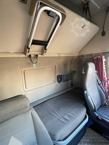 τυπική μονάδα τράκτορα SCANIA Scania R 490 Topline Retarder Standklima