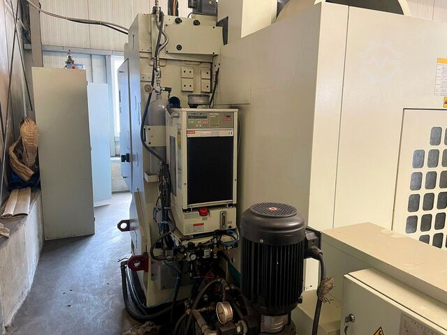 Függőleges megmunkáló központ Saeilo Contur KV1350 YL