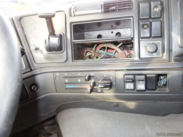 Standaard-SZM Volvo FM 12.420 6x4 steelsprings