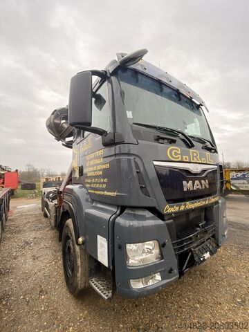 Grúa montada en camión MAN TGS 33.480