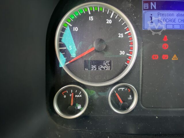 Grúa montada en camión MAN TGS 33.480