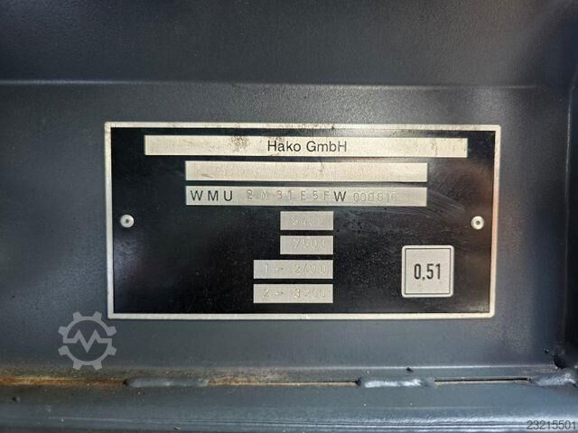Multicar M31 4x4 me ngarkues të prapëm me të katër rrotat aktive, hidraulikë, klimë Multicar M31 4x4 Allrad-Kipper, Hydraulik, Klima