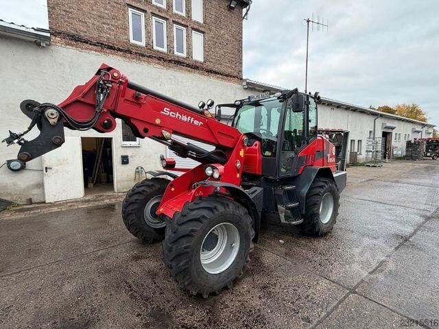 Schäffer 8620T / vetëm 2.717 orë pune / me kovë dhe pirun Schäffer 8620T / nur 2.717h / Schaufel &amp; Gabel