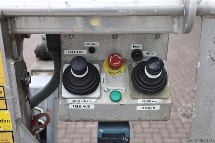 Plate-forme de travail télescopique articulée Denka-Lift DL22N Electric, 22m Working Height, 12m Reach, Sim