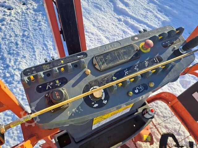 Телескопічна платформа JLG EC520AJ
