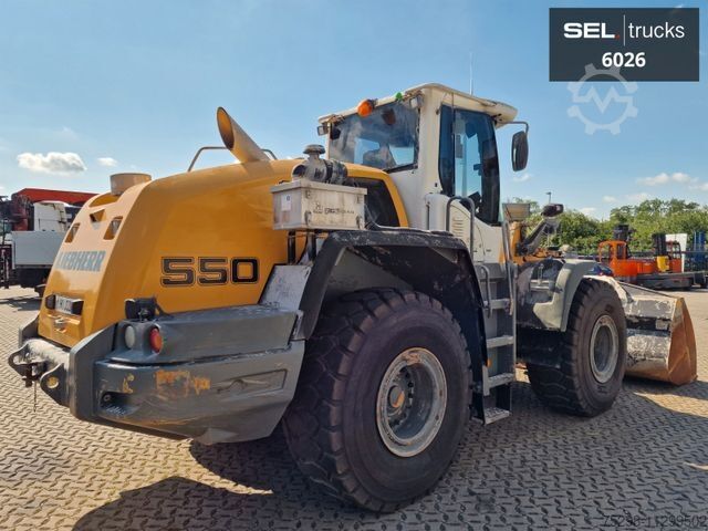 Cargadora de ruedas LIEBHERR L 550 / 2014 / 9.783 h