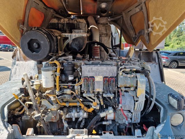 Cargadora de ruedas LIEBHERR L 550 / 2014 / 9.783 h