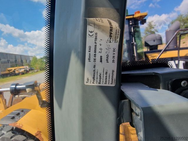 Cargadora de ruedas LIEBHERR L 550 / 2014 / 9.783 h