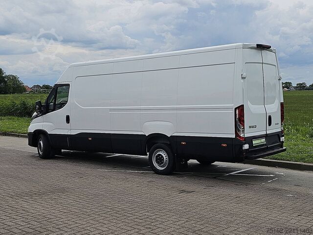 Camioneta familiar de techo alto IVECO DAILY 35S18 L4H2 3.0 Aut. 176pk!