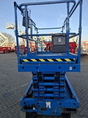 Scissor lift Haulotte COMPACT 14
