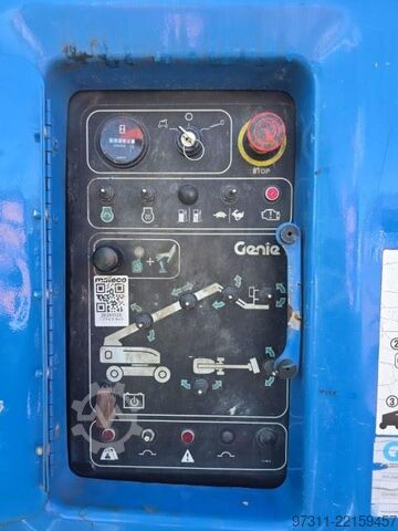 Telescopic boom lift Genie S-85