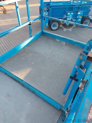 Scissor lift Genie GS-4390 RT