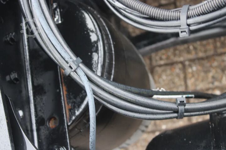 Standard-SZM DAF XF 530 + EURO 6 + mega + full Options !!!