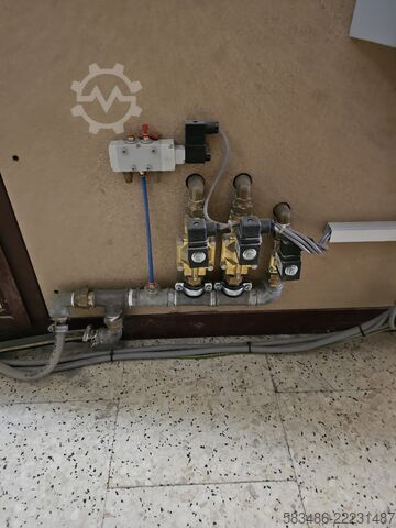 روبوت صناعي للرمل KUKA KR 10 R1420