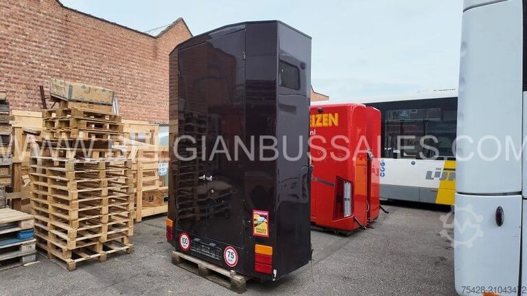 旅游客车 SKIBAK Black