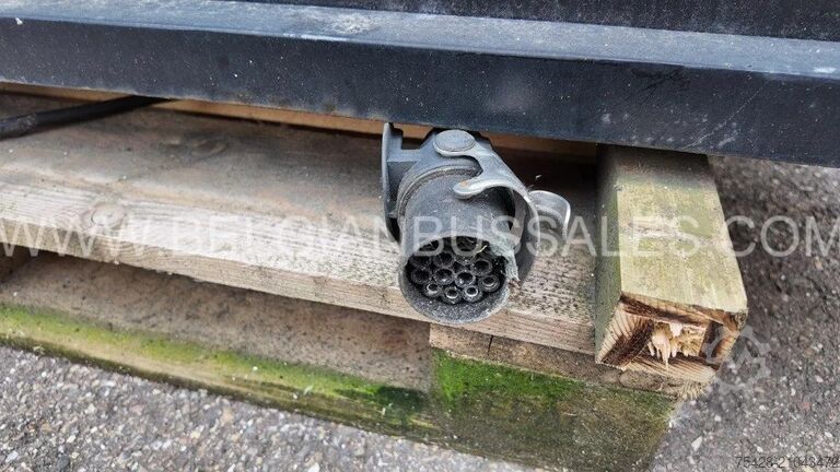 旅游客车 SKIBAK Black