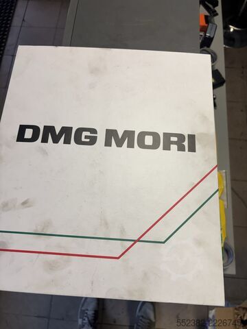 Vertical machining center DMG MORI M1 PRO