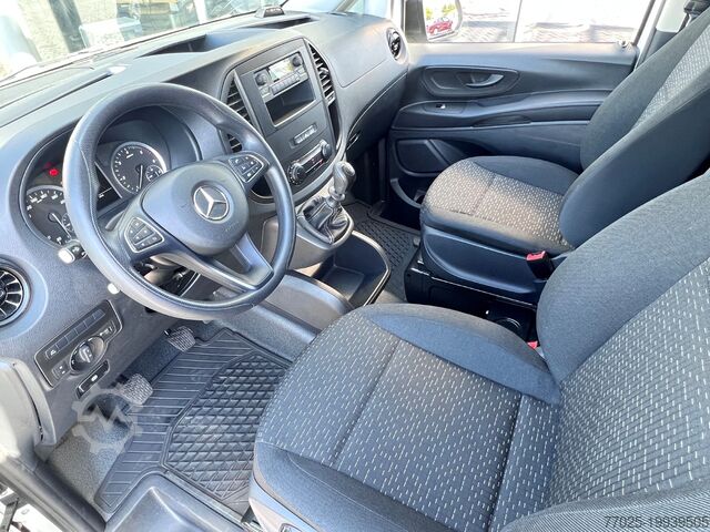 Furgoneta larga Mercedes-Benz Vito
