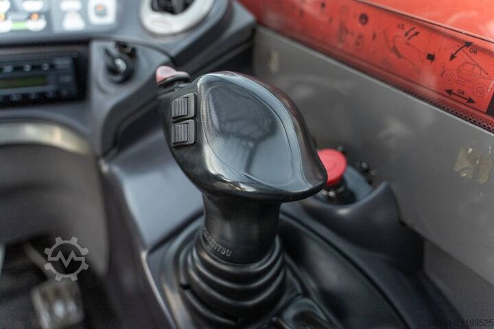 Chargeur télescopique Manitou MT 1840